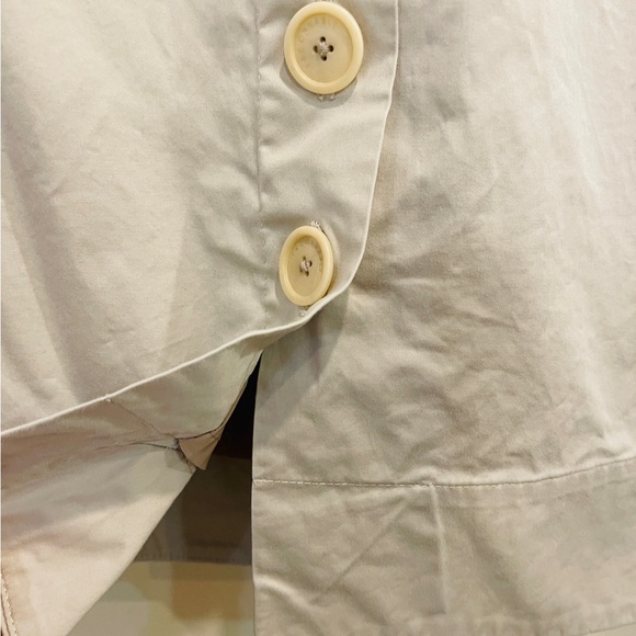 Classic Faconnable Lined Button Front Khaki Skirt - Picture 3 of 10